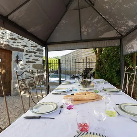 Дом отдыха Newly Renovated With Panoramic Landscape View Jacuzzi & Billiard *