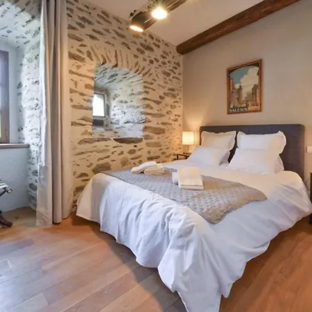 Дом отдыха Newly Renovated With Panoramic Landscape View Jacuzzi & Billiard